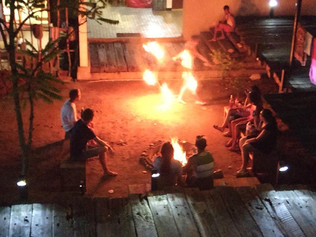 Hangover Hostels @ Colombo Intl Airport Katunayaka Εξωτερικό φωτογραφία