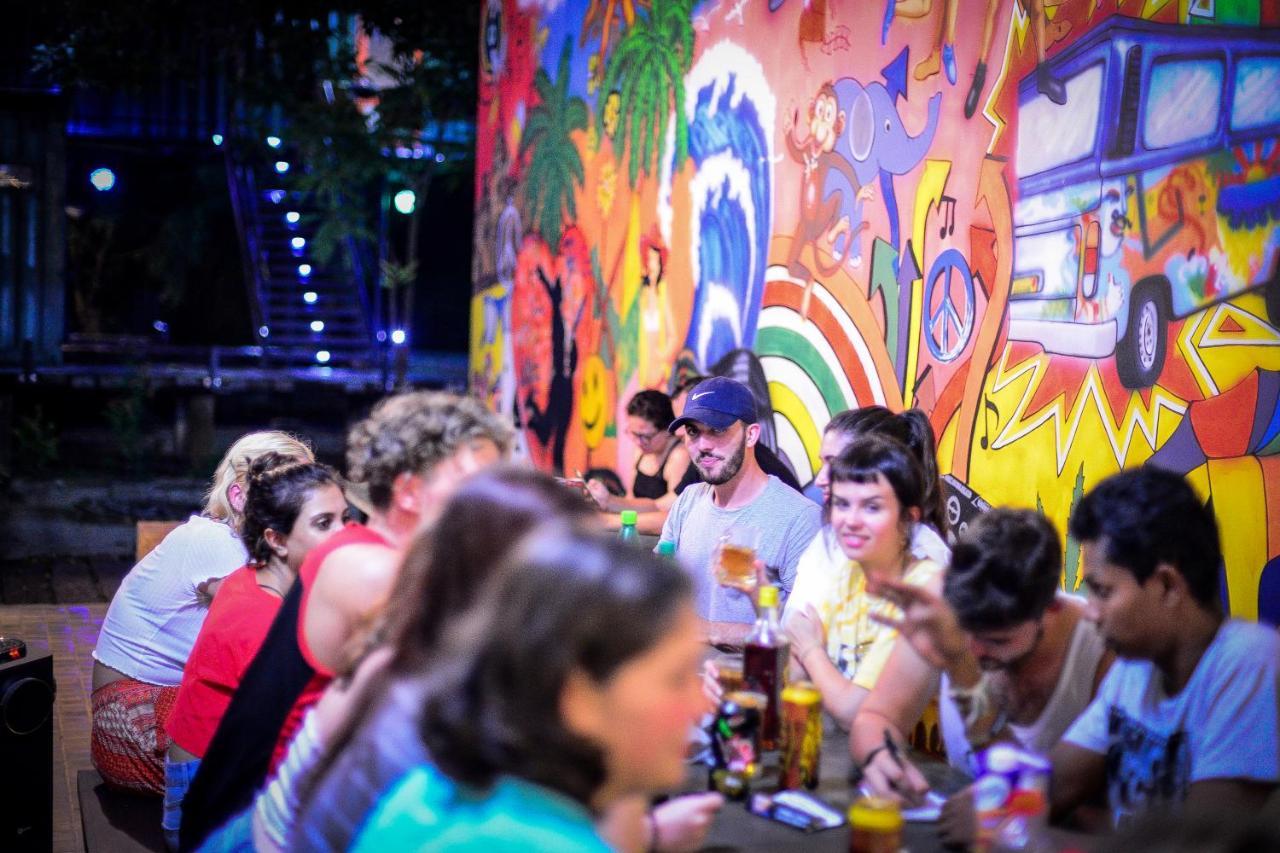 Hangover Hostels @ Colombo Intl Airport Katunayaka Εξωτερικό φωτογραφία