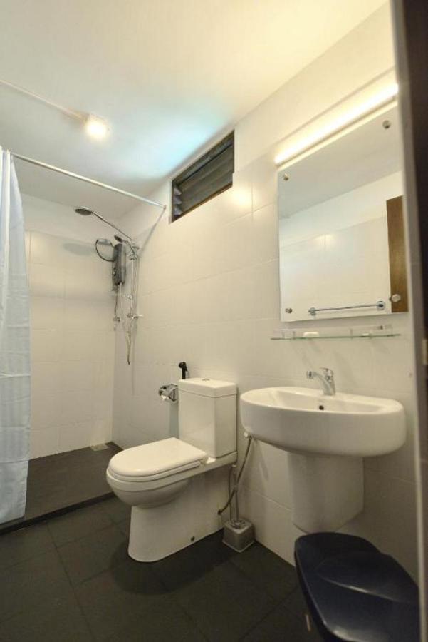 Hangover Hostels @ Colombo Intl Airport Katunayaka Εξωτερικό φωτογραφία